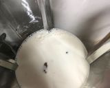 A picture of step 2 of Sweet melon jaggery milky elaichi.