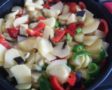 Foto del paso 2 de la receta: Tortilla de patatas y verduras🥔🍆🌶