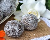 Foto del paso 4 de la receta: Trufas expres rellenas con dulce de leche💘