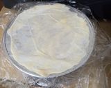 Foto langkah ke 4 dari resep Martabak Mie Sosis.