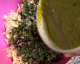 Foto del paso 2 de la receta: Mezcla de pollo desmenuzado, mayonesa y ‘aguacate’ para bocadillos y tostadas