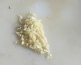 Hình bước làm 2 của món Bắp cải xanh xào tỏi