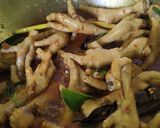 Foto langkah ke 3 dari resep Ceker Mercon.