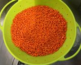 Une image de l'étape 1 de Purée de pommes de terre rouges et lentilles corail.