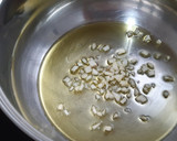 Foto del paso 2 de la receta: Risotto de guisantes con sabor a Asturias