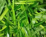 Foto langkah ke 2 dari resep Kangkung saus tiram.