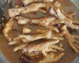 Foto langkah ke 6 dari resep Ceker kecap pedas.