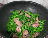 韭菜花炒香腸的食譜步驟5照片