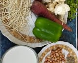 વેજ બર્મિશ ખાઉસ્વે (Veg Burmese Khow Suey Recipe In Gujarati) રેસીપી સ્ટેપ1ફોટો