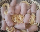Foto langkah ke 3 dari resep Sosis Gurita Saus Hot & Spicy.