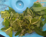 Foto langkah ke 1 dari resep Sayur Bening Bayam Jagung.