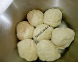A picture of step 3 of Naan/shawarma Bread.