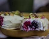 Foto del paso 8 de la receta: Bombones helados de frutas del bosque y queso