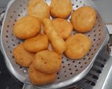 Foto langkah ke 7 dari resep Perkedel Kentang Simple.