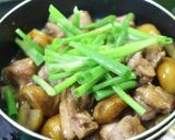 醬燒栗子蔥雞丁的食譜步驟5照片