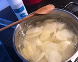 Szilvás gombóc házilag recept fázis 1 fotója