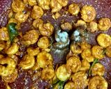 A picture of step 4 of Instant prawn fry.
