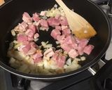 Une image de l'étape 6 de Sauté de porc aux pommes de terre et coing.