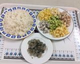 Hình bước làm 2 của món Cơm chiên kết duyên cùng trái cây