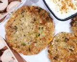 A picture of step 9 of Sabudana Thalipeeth.