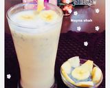 A picture of step 3 of Banana,apple shake.