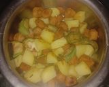 बैंगन सोयाबीन आलू की मिक्स सब्जी (baingan soyabean aloo ki mix sabzi recipe in Hindi) रेसिपी चरण 2 फोटो