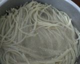Foto langkah ke 1 dari resep Fetucinni simpel.