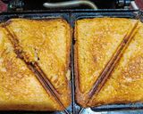 A picture of step 4 of Nutella Banana Toast.