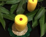 A picture of step 4 of Mango Milkshake.