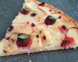 Une image de l'étape 2 de Tarte fine aux pommes et framboises.