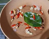 Foto langkah ke 2 dari resep Tumis Tempe Gembus Kecap Pedas.