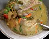 Foto langkah ke 4 dari resep Resep mudah kepala kakap bumbu kuning.