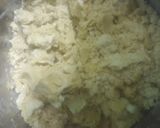 A picture of step 7 of Makki di roti and mixed saag.
