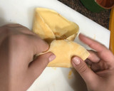 Foto del paso 11 de la receta: Crepes rellenos de picada de pescado y marisco con salsa al cava