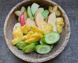 Foto langkah ke 7 dari resep Rujak Kuah Pindang khas bali.