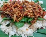 Foto langkah ke 5 dari resep Nasi Bakar Tongkol Suwir.