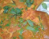 Foto langkah ke 3 dari resep Asam padeh tuna kemangi.