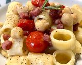 Foto del passaggio 4 della ricetta Mezzemaniche con crema di ceci al Rosmarino e pancetta croccante
