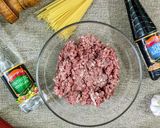 A picture of step 1 of Honey Sriracha Meatballs with Stir Fried Noodles.