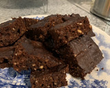 Foto del paso 4 de la receta: Brownie saludable y rápido en estuche Lékué