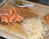 Foto del paso 1 de la receta: Pasta salvavidas con salmón ahumado, alcaparras y queso ricotta
