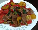 Foto langkah ke 5 dari resep Sapi Paprika lada hitam.