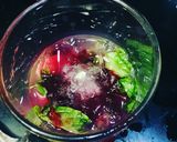 A picture of step 2 of Virgin Strawberry Mojito.