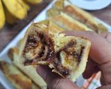 Foto langkah ke 4 dari resep Banana Roll.