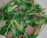 Foto langkah ke 4 dari resep Cah sawi + daging.