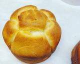 Sweet buns with vanilla sauce recipe step 2 photo