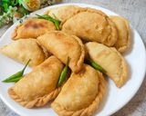 Foto langkah ke 7 dari resep Pastel Renyah Isi Kentang Wortel.