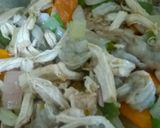 Foto del paso 7 de la receta: Tallarín mar y tierra con verduras