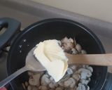 Foto del paso 4 de la receta: Carne con salsa de champiñones y arroz blanco