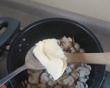 Foto del paso 4 de la receta: Carne con salsa de champiñones y arroz blanco